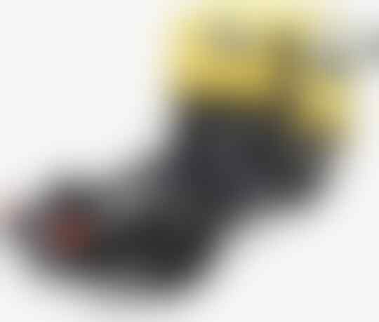 Mengapa Lampu Belakang Truk Sangat Sederhana Dan Tak Menarik? Ini Dia Alasannya