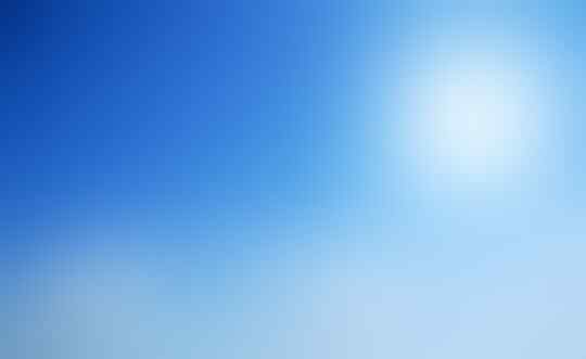 Kok Langit Berwarna Biru?