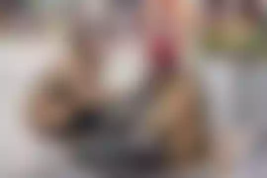 Ketika Kemiskinan 'LARIS MANIS' Dijadikan Konten Untuk Meraih Banyak Penonton !
