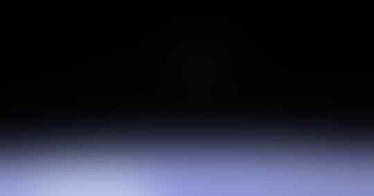 VIRAL ! Foto Penampakan Astronot 'TERKATUNG' Di Luar Angkasa Ini Memicu Perdebatan !