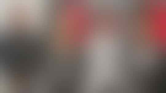 Miris! Oknum Polisi Dan TNI Kompak Mencuri Rel Kereta Api Di Sumut!