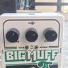 Electro-Harmonix Bigg Muff Pi with Tone Wicker