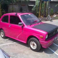 honda-life-and-2-cyclinder-car-parkir-disini