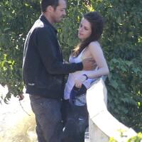 kristen-stewart-cheating-full-pics