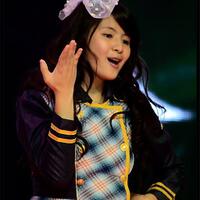 cantikkan-mana-gan-nabilah-jkt48-atau-shania-jkt48