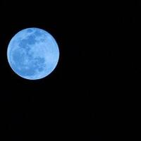 fenomena-blue-moon