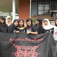 andra-and-the-backbone-yang-suka-masuk-92m