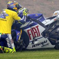 valentino-rossi-46-the-living-legend----part-5