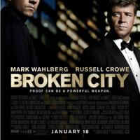 broken-city-l-januari-2013-l-mark-wahlberg-russel-crowe