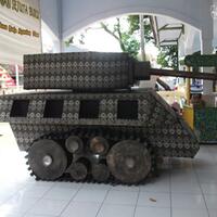 kereta-batik-pertama-di-indonesia-dan-di-dunia--rekor-baru-muri