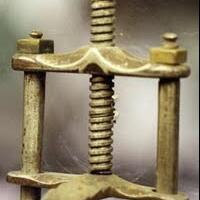 alat-kedokteran-gigi-jaman-dahulu