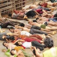 unik-ritual-mandi-ludah-di-india