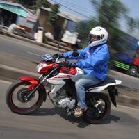 cb-150-r-vs-new-vixion-150-bahas-semuanya-disini