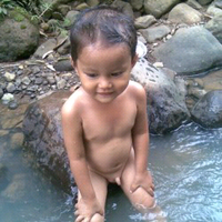 fotokelakuan-bocah-yg-bikin-kiamat-makin-dekat