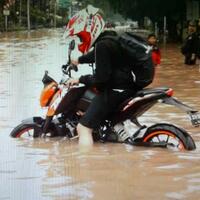 motor-yang-anti-banjir