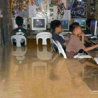 banjir-bukan-halang-buat-gamers