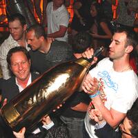 champagne-terbesar-di-dunia-30-liter