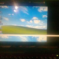 help-gan-layar-notebook-bergaris-penuh-tapi-terbagi