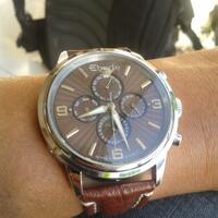 tunjangan-hari-ini--tunjukkan-jam-tangan-agan--biar-happy