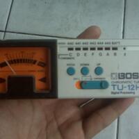 chromatic-tuner-boss-tu-12h