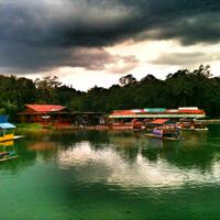 jadi-fotografer-gak-usah-beli-kamera-yg-mahal2-gan--henfun-aja