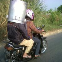 pada-tau-ga-sih-fungsi-helm