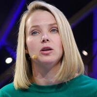 5-bulan-kerja-ceo-cantik-yahoo-dapat-bonus-usd-1-juta