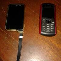 share-ponselnya-temen-temen-yang-biasa-dipake-ber-adventure-donk