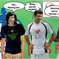 spectre-soccer-room-2012-2013------part-1