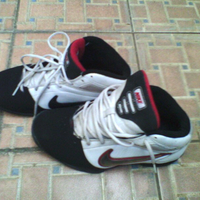 new--thread-kolektor-sepatu-basket