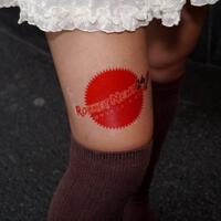 trend-baru-di-jepang---beriklan-di-paha-wanita