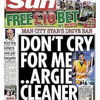 tragisstriker-mancity-jadi-tukang-sapu