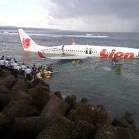 penyebab-jatohnya-lion-air-di-bali-nih-gan