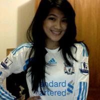 gadis-gadis-peminat-jersey-sepak-bola