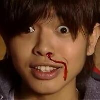 seksinya-pevita-pearce-pakai-gaun-transparan