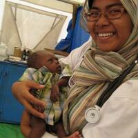 dokter-melakukan-operasi-tersusah-di-dunia-hanya-berdasarkan-instruksi-lewat-sms