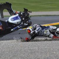 menurut-berita-lorenzo-kecelakaan-maut-di-arena-moto-gp