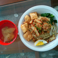 mie-bakmie-lomie