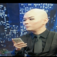 waiting-lounge-super-simply-smartphone-htc-one