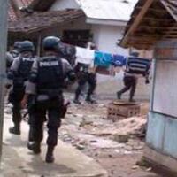 tim-densus-88-lumpuhkan-teroris-di-bandung-jawa-barat