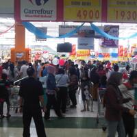 midnight-sale-8-mei-di-carrefour-bekasi-timur-berakhir-ricuh-pengunjung-kecewa