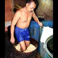 terbongkar-obrolan-rahasia-pejabat-sriboga-soal-bahan-kedaluwarsa