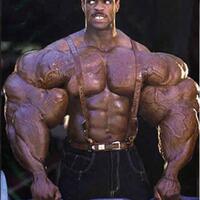 manusia-dengan-otot-mengerikan