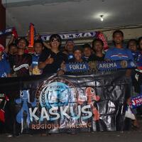 arema-indonesia--aremania-kaskus--season-2012-13