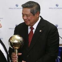 sby-telah-terima-penghargaan-walau-ada-kontroversi