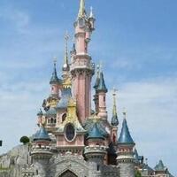 booking-disneyland-pangeran-arab-gelar-pesta-pribadi