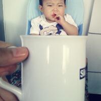 so-cute-foto-bayi-dalam-gelas-jadi-tren-di-inggris