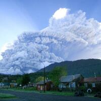 20-foto-letusan-gunung-berapi-terdahsyat