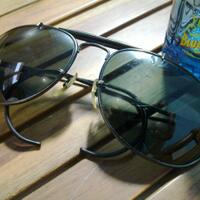 97289728-rayban-enthusiast---never-hide-97289728