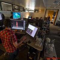 tour-mengunjungi-studio-perusahaan-game-terkenal-valve